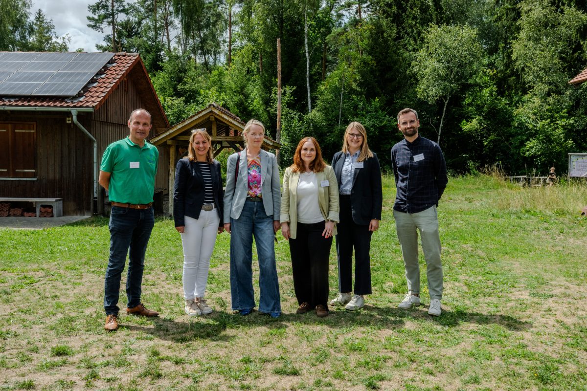 Kooperation der Klimaschutzstiftung und der Riedstiftung bei der Wiedervernässung von Moorböden